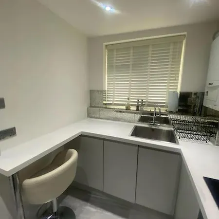 A Comfort & Peaceful Apartment Eltham Extérieur photo